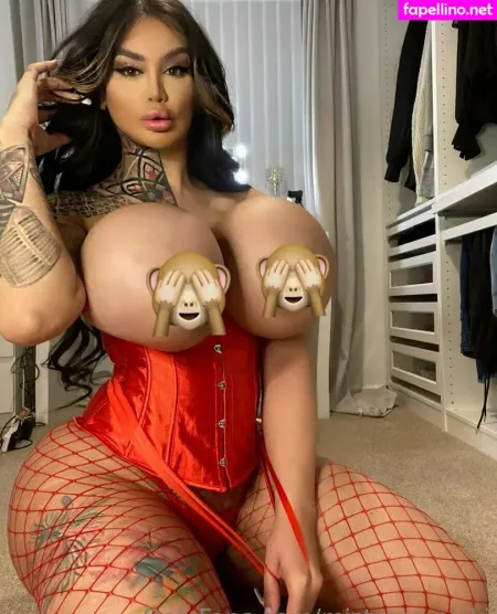 Mistress Nicki OnlyFans Thumbnail #dYmd5OcFv8