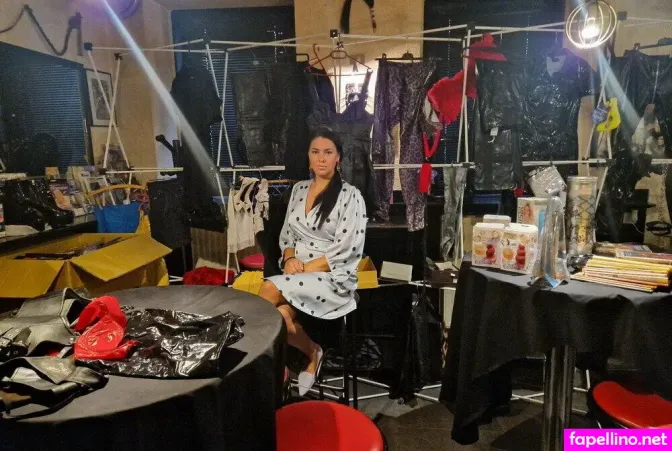 Mistress Rebeka OnlyFans Thumbnail #20CB6hIyL7