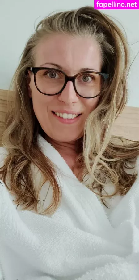 Mistress Remmel OnlyFans Thumbnail #qBHk4NHd3I