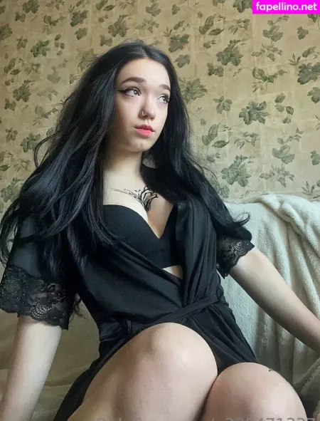 Mistress Sobi OnlyFans Thumbnail #hWtW71RhU0