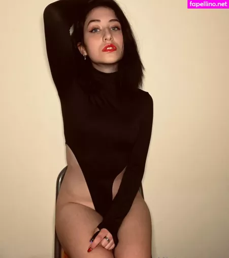 Mistress Stefy OnlyFans Thumbnail #ZhHt2IbA0m