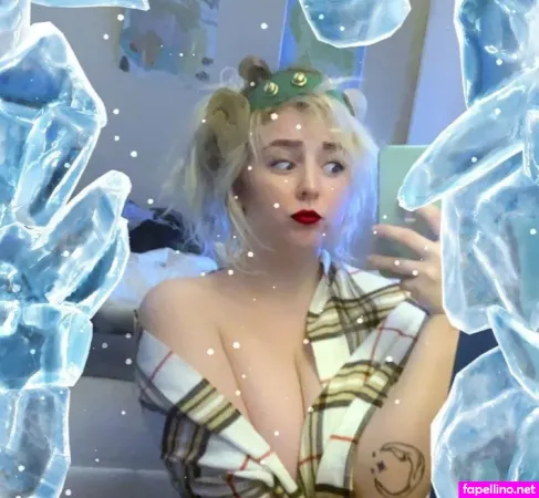 Mistress Trinity Faith OnlyFans Thumbnail #8eziV1QPgn