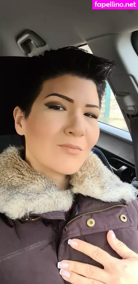 Mistressalexandra OnlyFans Thumbnail #9DIxlbBvIM