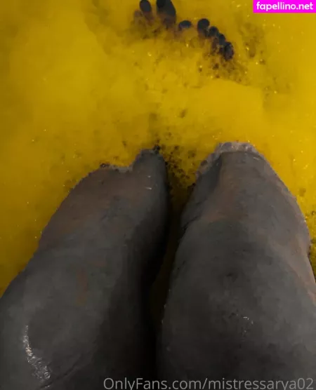 Mistressarya02 OnlyFans Thumbnail #UBXqm6asB9