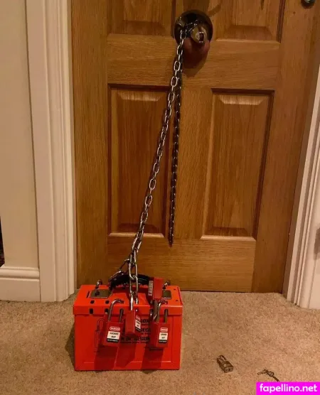 Mistressbjqueen OnlyFans Thumbnail #LLtLz8sUx9