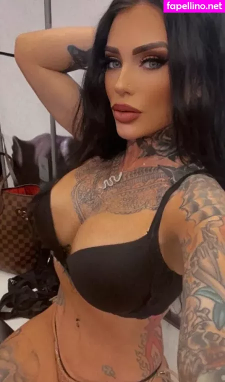 Mistressbritneysdxxx OnlyFans Thumbnail #yN6TrkODCp