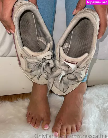 Mistresscathie OnlyFans Thumbnail #6MjRplmIwX