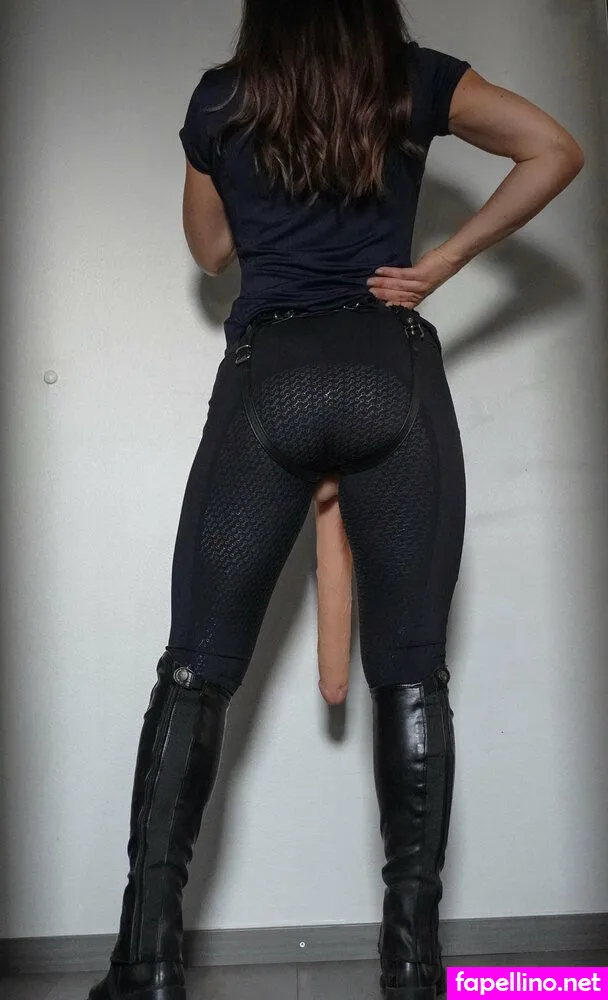 madam_esmeralda2, mistressesmeralda Nude Leaked OnlyFans Photo #TDlt2t9OK3