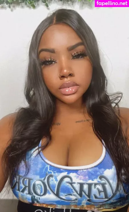 Mistressgisellee OnlyFans Thumbnail #s3JWEEBW7D