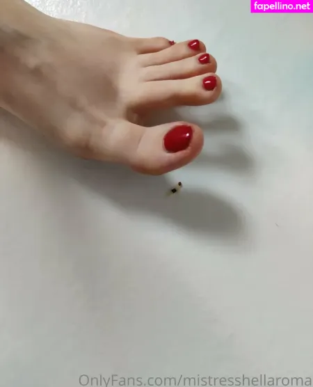 Mistresshellaroma OnlyFans Thumbnail #lm1jBgX0cr