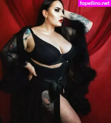 Mistresskarino OnlyFans Thumbnail #ux5nsmwK70