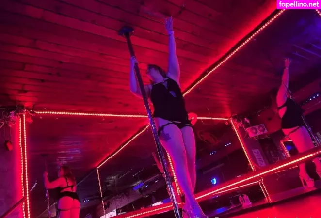 Mistresskarly OnlyFans Thumbnail #hOIT8KE1NI