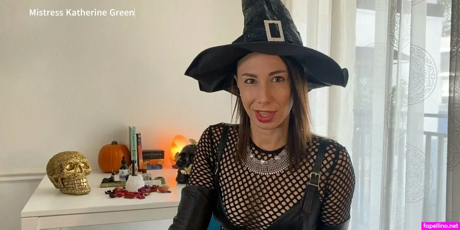 Mistresskgreen OnlyFans Thumbnail #S0Eymwfvds