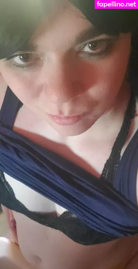 Mistresskrissy95 OnlyFans Thumbnail #jGj2PiKAmQ