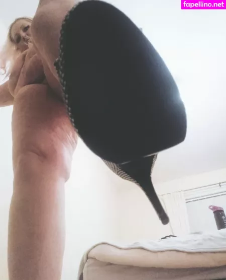 Mistressmel1 OnlyFans Thumbnail #38c6z4IAj5