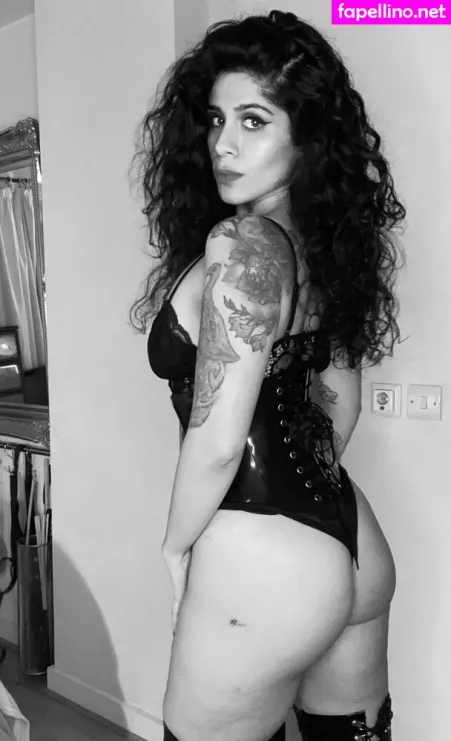 Mistresssophiasahara OnlyFans Thumbnail #AvS9BARgpk