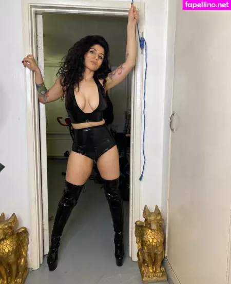 Mistresssophiasahara OnlyFans Thumbnail #kA1znfvCey