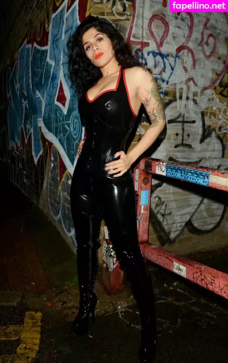 Mistresssophiasahara OnlyFans Thumbnail #qDIOn6lfTR