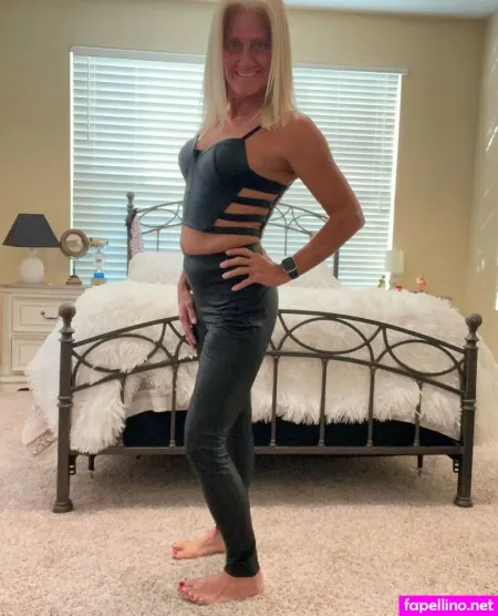 Mistresstrich OnlyFans Thumbnail #xaREyGUXNo