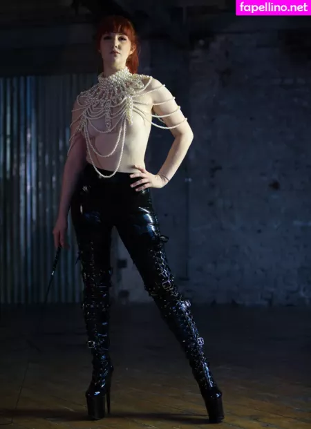 Misueevee OnlyFans Thumbnail #IFxpq5b050