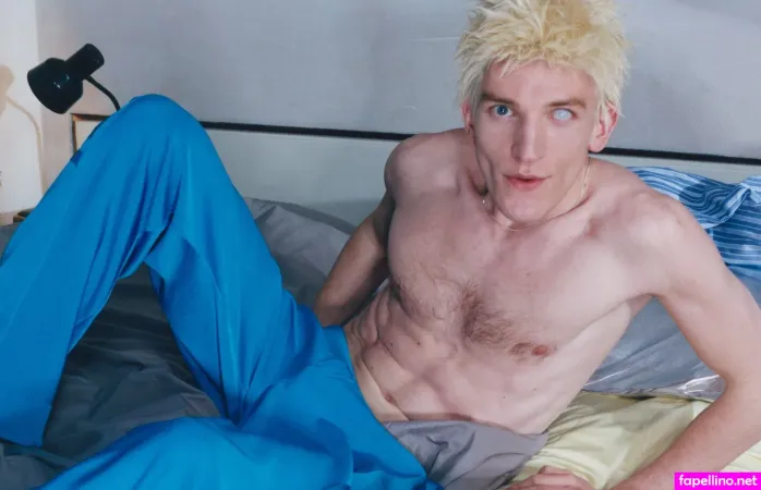 Mitchell OnlyFans Thumbnail #kRP48OZEcO