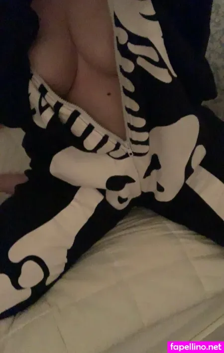 Mitchie Soren OnlyFans Thumbnail #1kpZQIotok