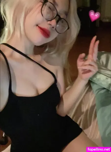 Mittieng OnlyFans Thumbnail #40UQgJRyFB