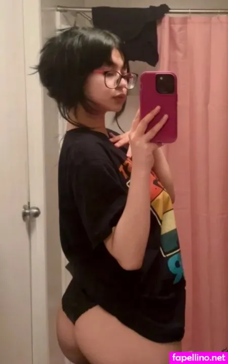 Mitzi OnlyFans Thumbnail #SkTJ8zpAlO