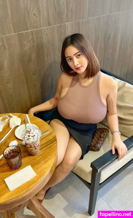 Mitzina Larino OnlyFans Thumbnail #d62gX2usp4