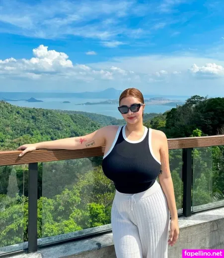 Mitzina Larino OnlyFans Thumbnail #qW9G4CVf3j