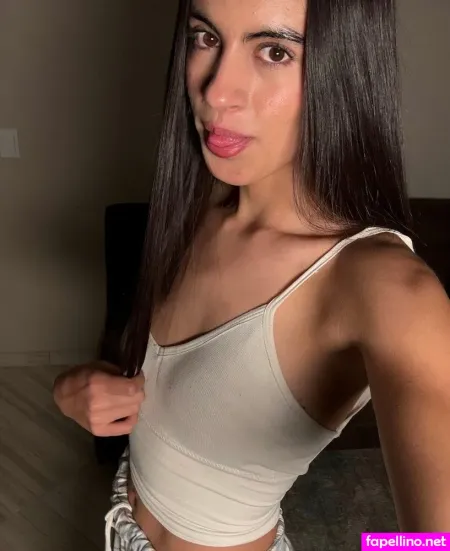 Mitzyenriquez OnlyFans Thumbnail #1w5R1ymda2