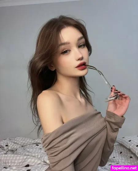 Miumin OnlyFans Thumbnail #3AiIUirrmE