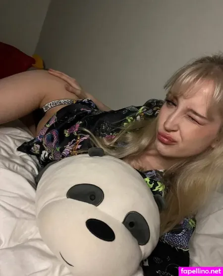 Miumiu28 OnlyFans Thumbnail #kqQqkf9KoO