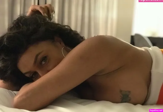 Mixedhotchick OnlyFans Thumbnail #oQYLOX7uHZ