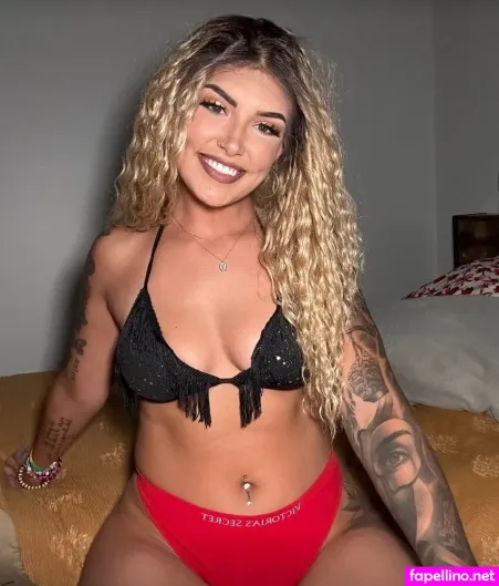 Miya Acacia OnlyFans Thumbnail #uwmGWdmXoV