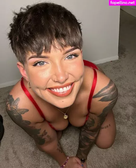 Miyaacacia OnlyFans Thumbnail #oFlLkpKpdo