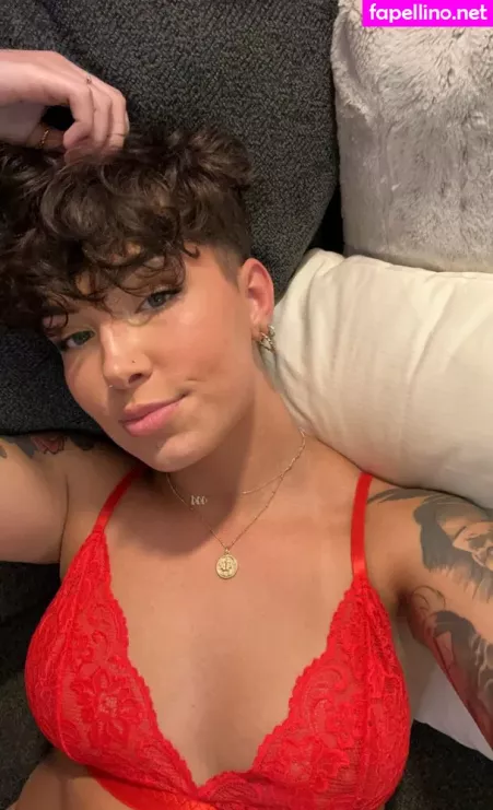Miyaacacia OnlyFans Thumbnail #q4frxTr8Bo