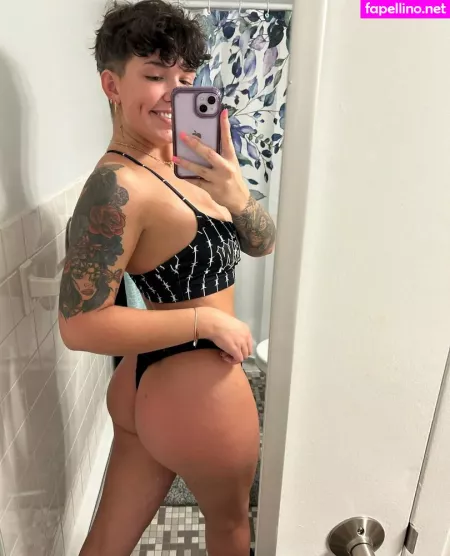 Miyaacacia OnlyFans Thumbnail #qbHaQQJxRV
