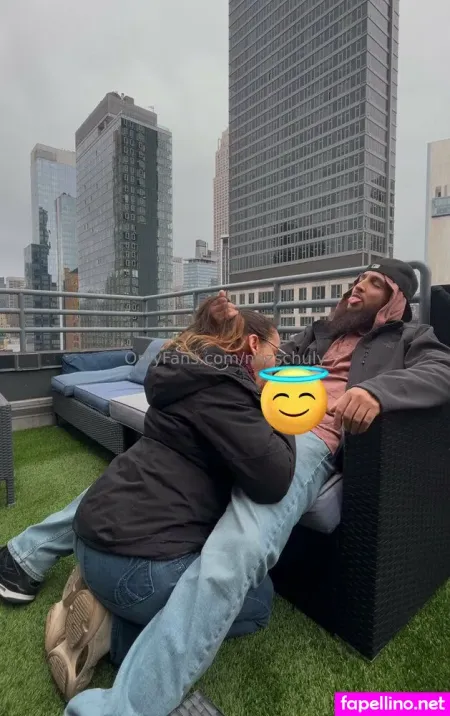 Mizschuly Main Profile Photo