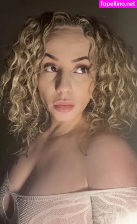 Mizvanezza OnlyFans Thumbnail #OKMtJo4t3k