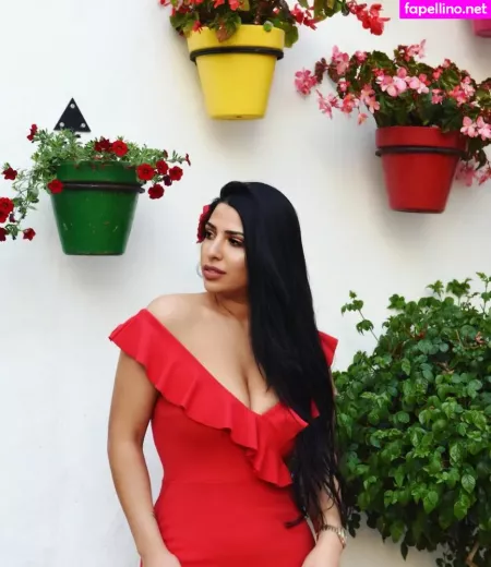 Mizz Ellaa Asmr OnlyFans Thumbnail #ZCG3I93f8x