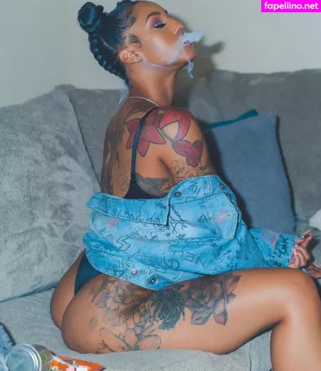 Mizz Twerksum OnlyFans Thumbnail #iS4U4tMlcz