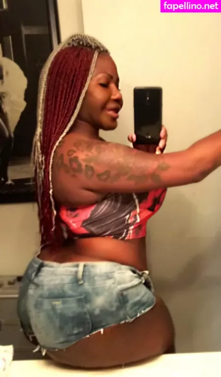 Mizzbeethebodyxxx OnlyFans Thumbnail #C0m5EaIAAR
