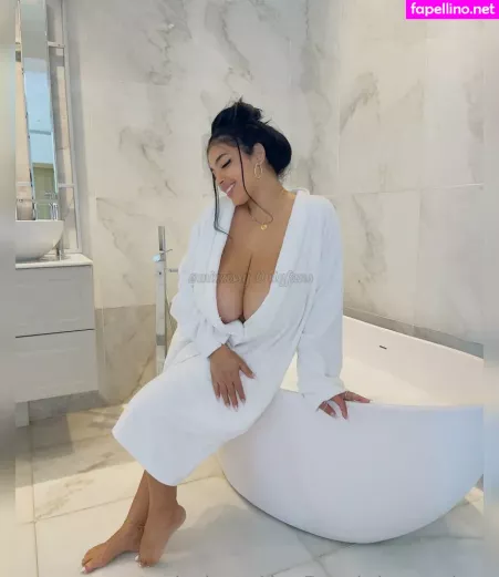 Mizzissy OnlyFans Thumbnail #t7Xe9h3XQq