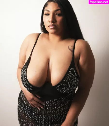 Mizzmelons OnlyFans Thumbnail #7SnDHc8nvv