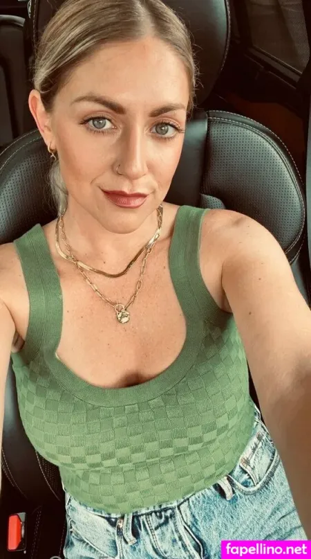 Mjanie32 OnlyFans Thumbnail #4LnGJbPjkL