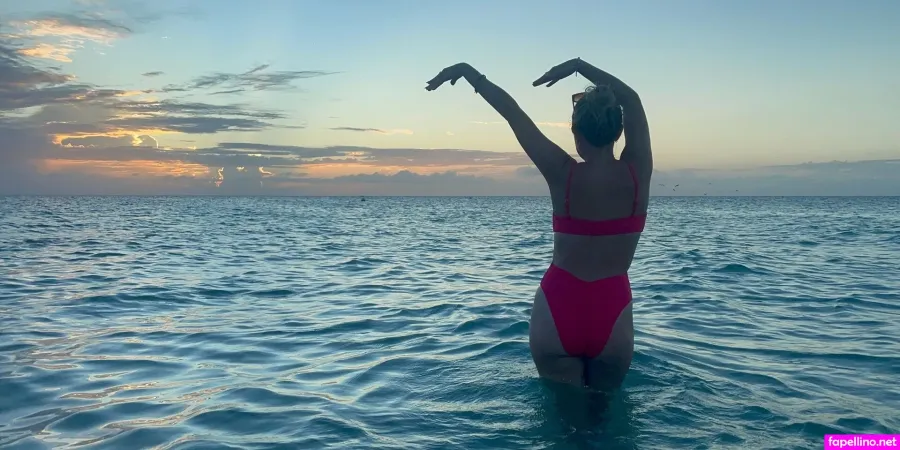 Mjanie32 Main Profile Photo