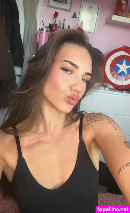 Mkdobo OnlyFans Thumbnail #9VVGqEMTfu