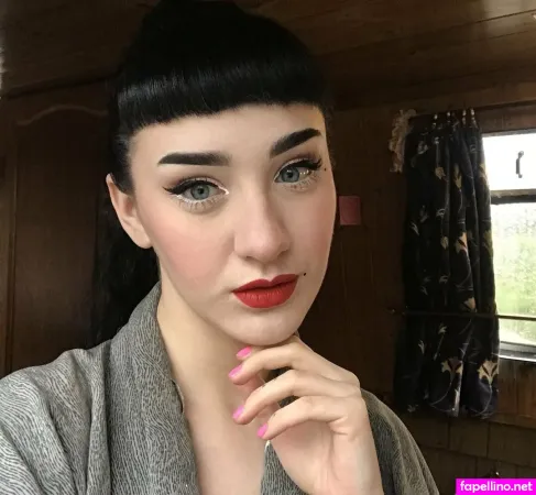 Mmecissysubs OnlyFans Thumbnail #wofiXmQ6wB