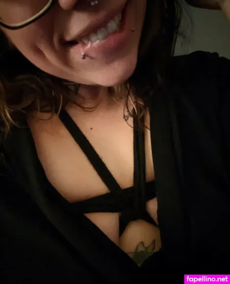 Mmmhannah OnlyFans Thumbnail #QhGoMoLLjd